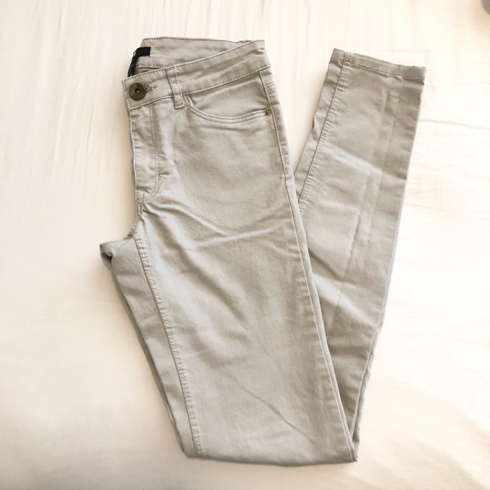 H&M Light Khaki Skinny Jeans
